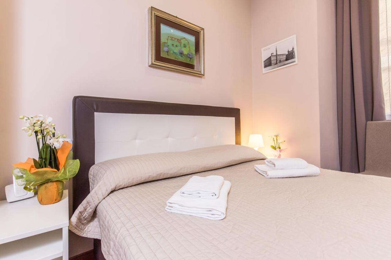 Azzurra Rooms Rome Buitenkant foto