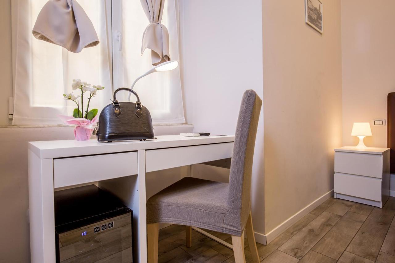 Azzurra Rooms Rome Buitenkant foto